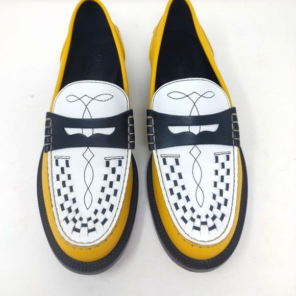 Burberry Woven-Toe Leather Loafers in Saffron Yellow Size 38 - Picture 5 of 15